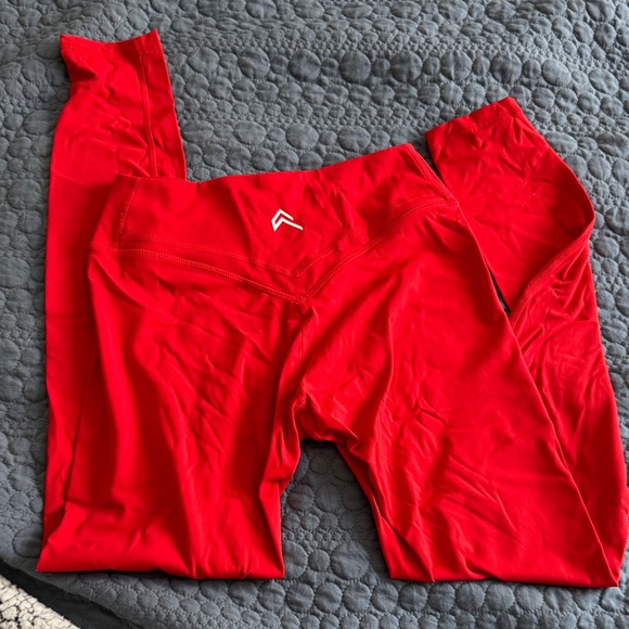 Vibrant Red Leggings - Picture 2 of 2